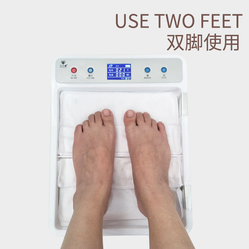Say Goodbye to Sweaty Hands and Feet with Herbal Antiperspirant Machine ROLL-ON Style